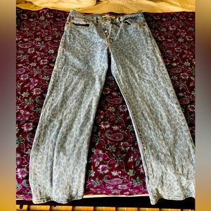 Levi’s Cheetah Print Jean